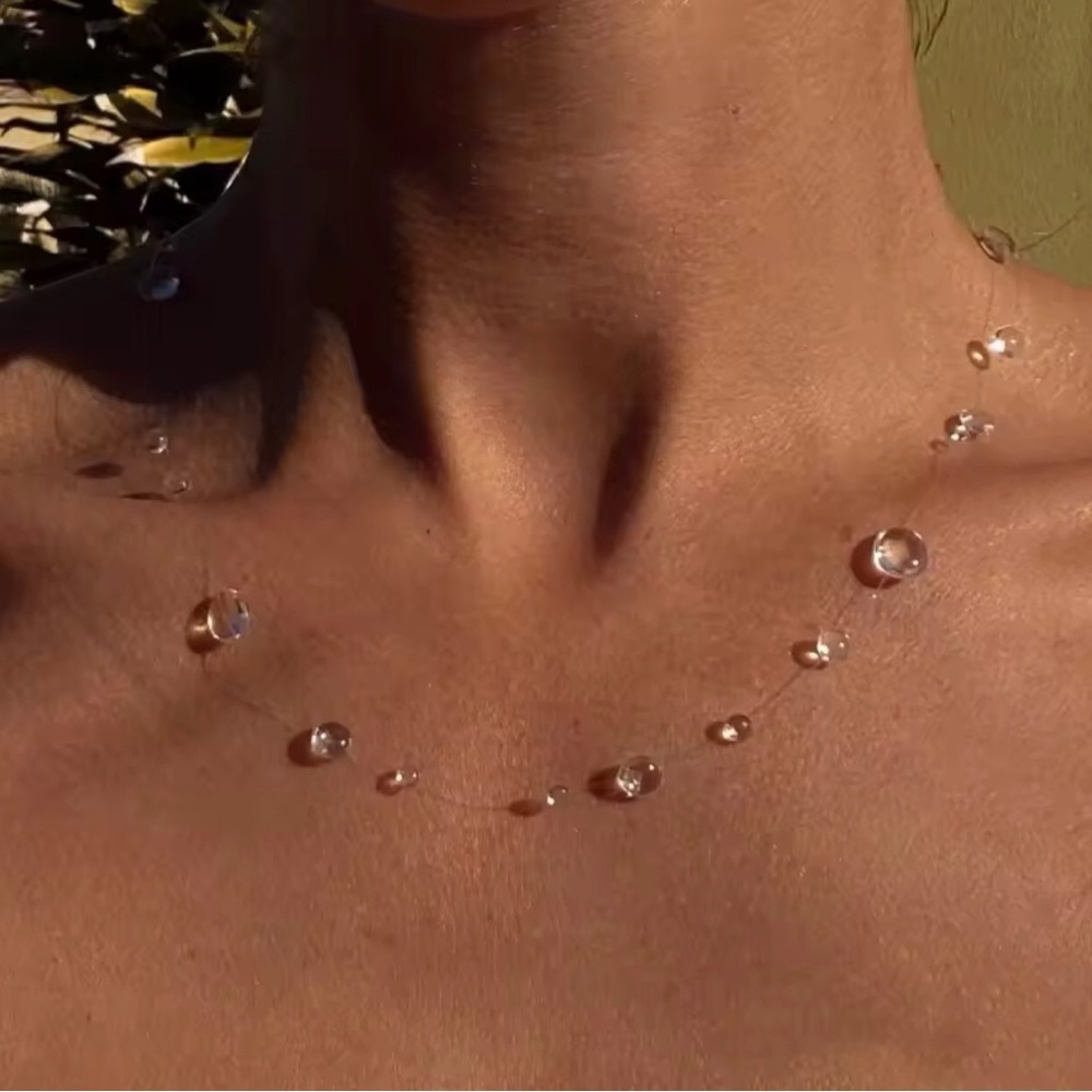Delicate Clear Bead Floating Choker Clavicle Necklace